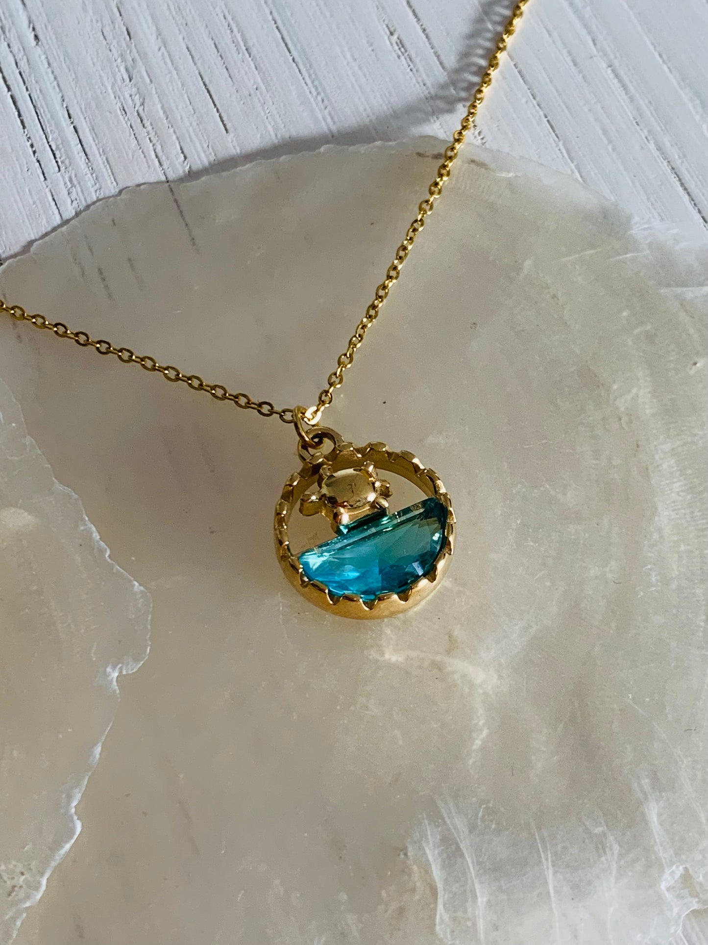 Collier Neyra