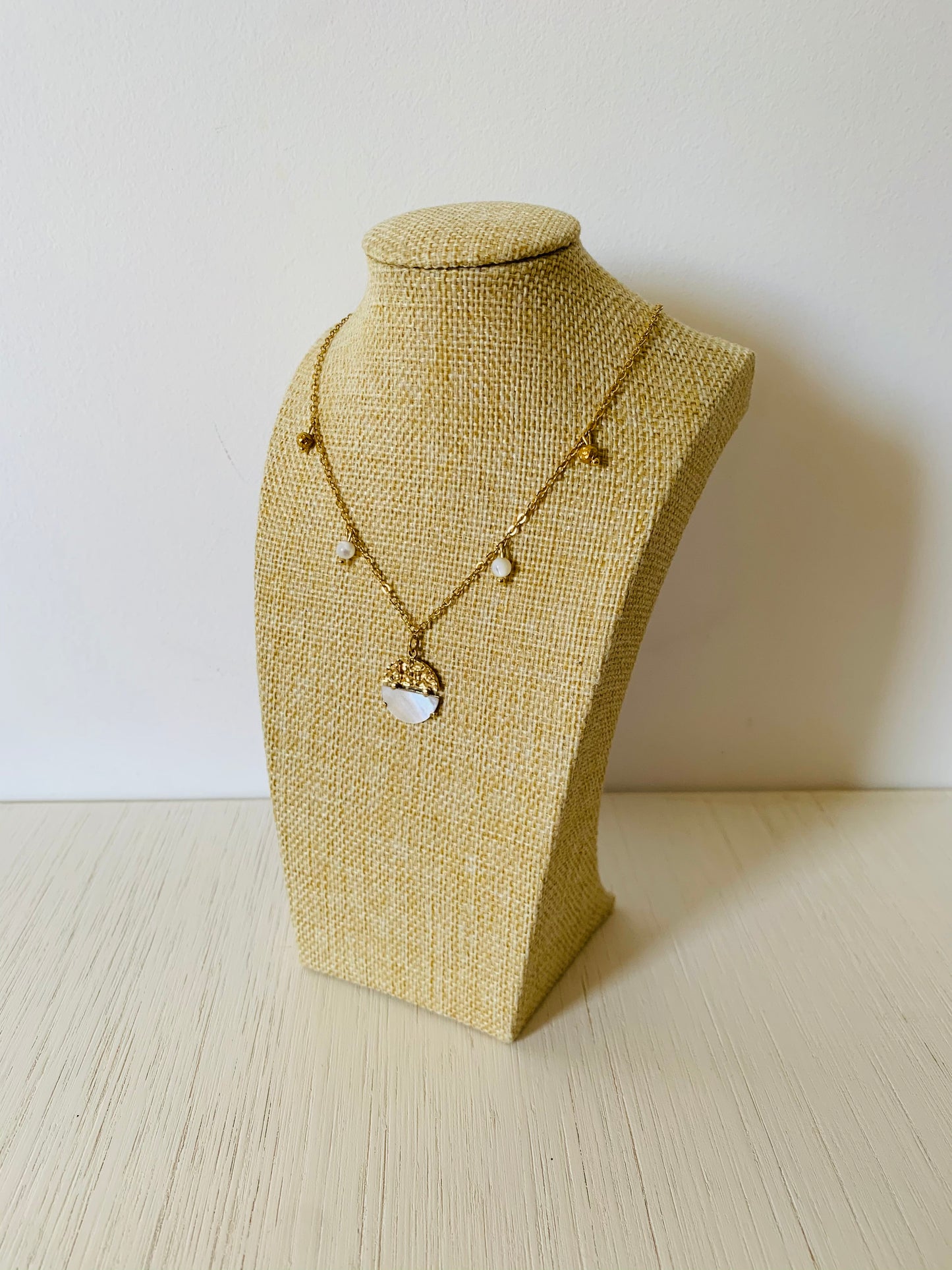 Collier Aurora