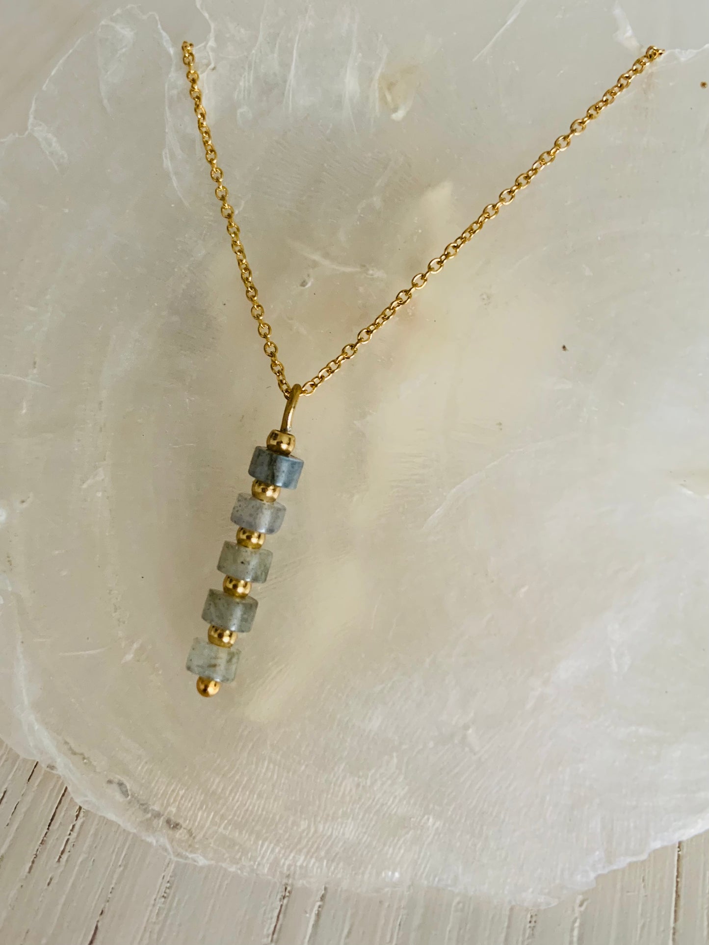 Collier Bora-Bora