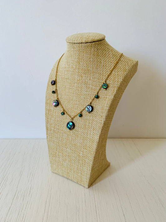 Collier Gili